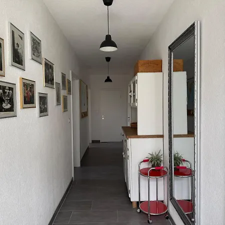 Spacious With Private Garden & Entrance