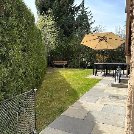 Spacious With Private Garden & Entrance Huttwil