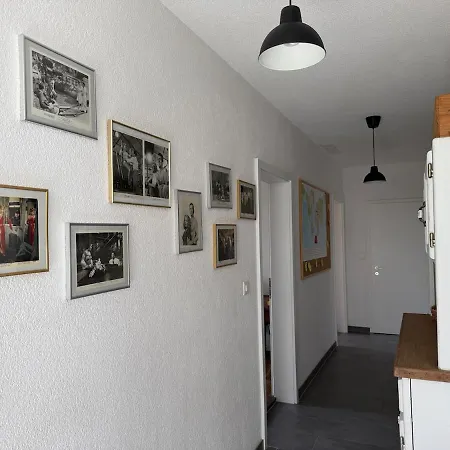 Spacious With Private Garden & Entrance Huttwil